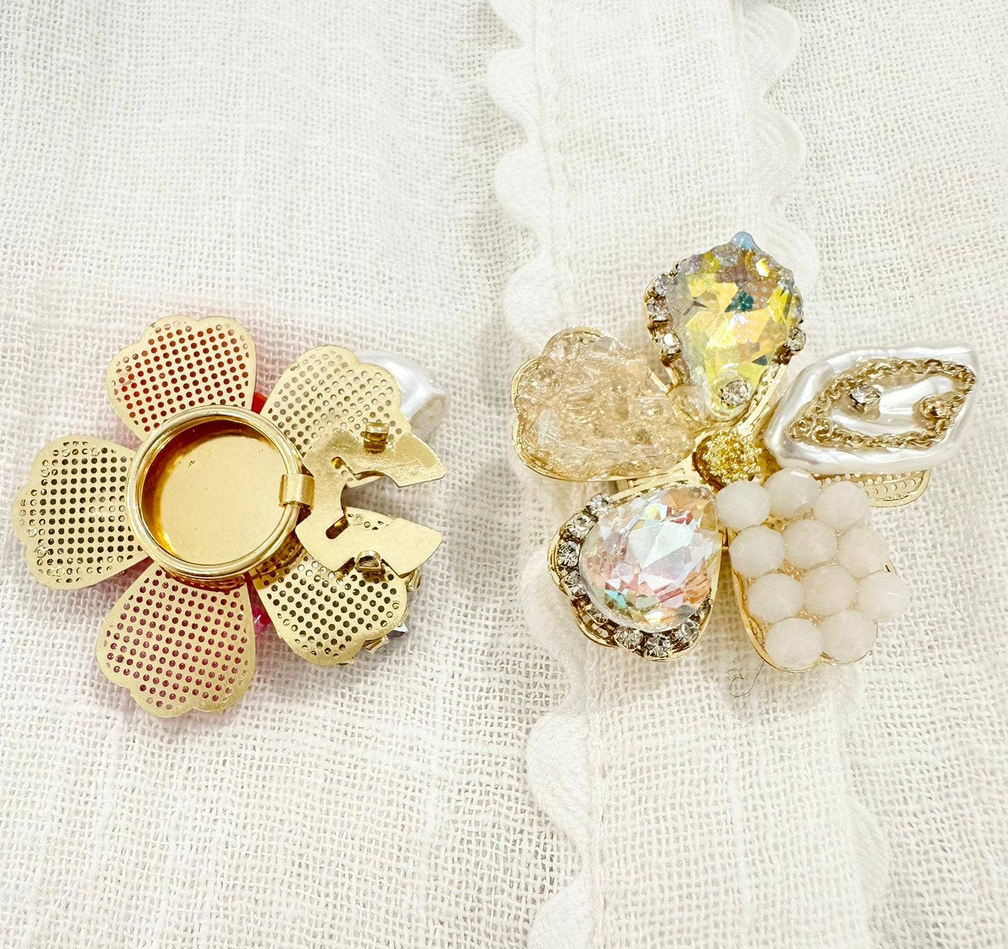 Bijou de bouton Camille: Beige