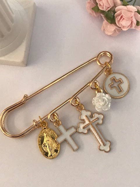Broche ex voto blanche