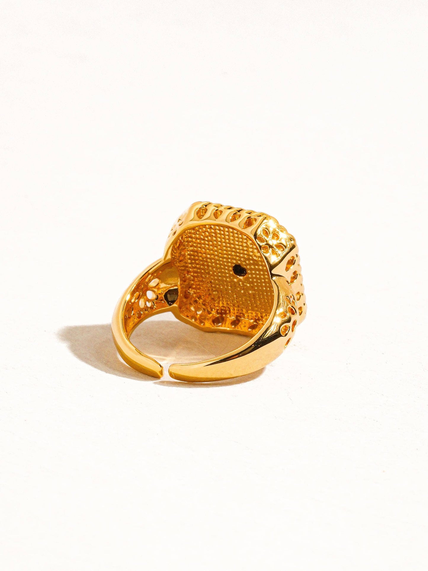 Bague vintage réglable en émail rouge et plaquée or 18 carats: Rouge