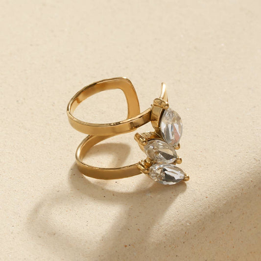 Bijou d’oreille earcuff dorée feuillage