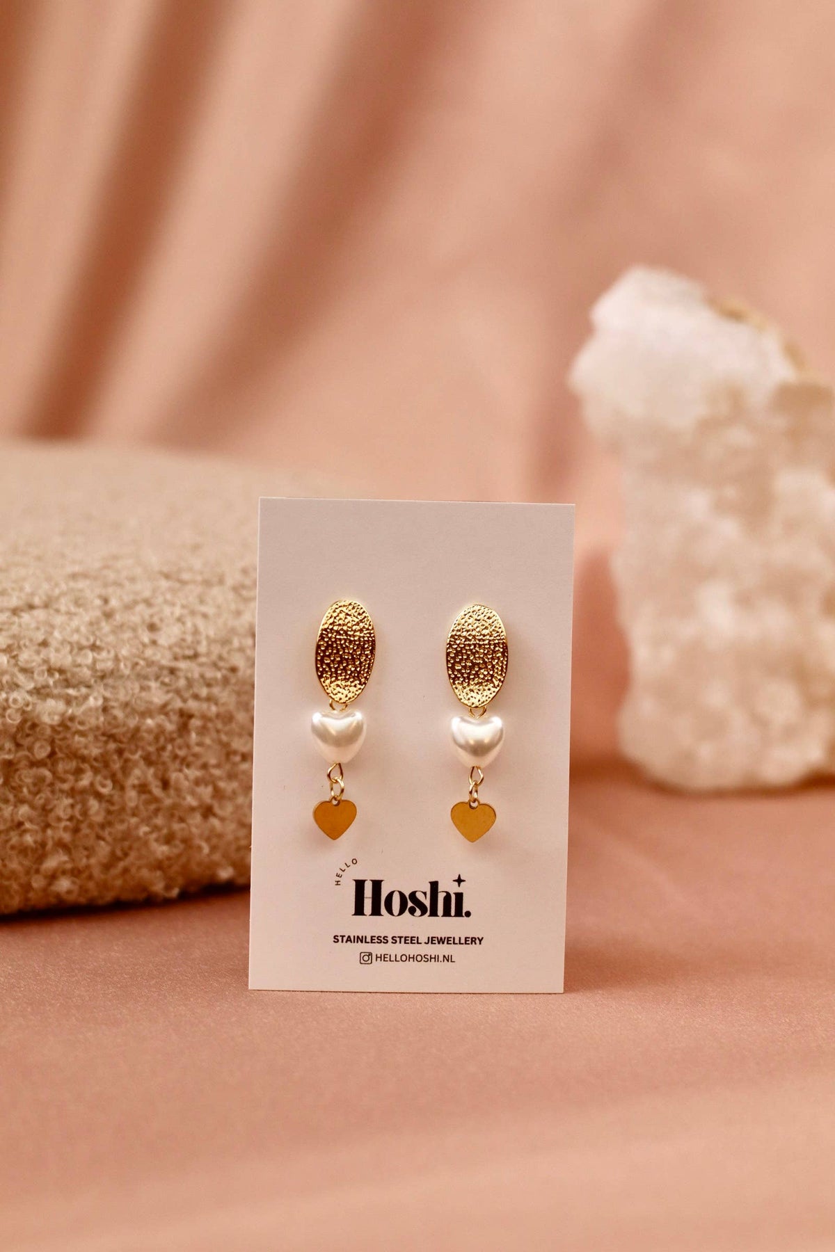 Boucles d’oreilles cœur serein en acier inoxydable – photo 1 – Miss Cappuccino
