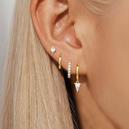 Ensemble 4 Bijoux d’Oreilles Blanc & Or – Lexi