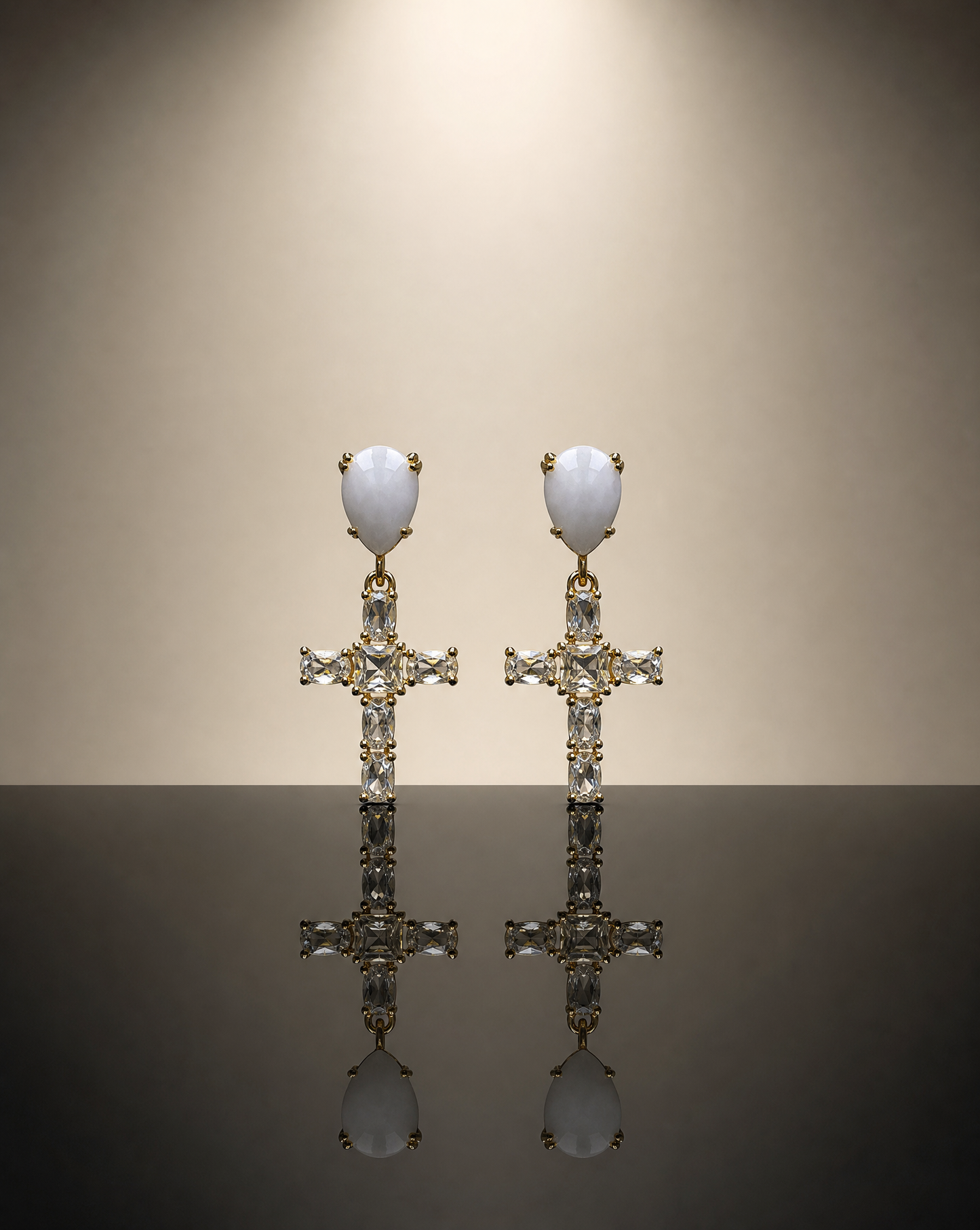 Boucles d'oreilles en pierres précieuses — Quartz et zircone cubique