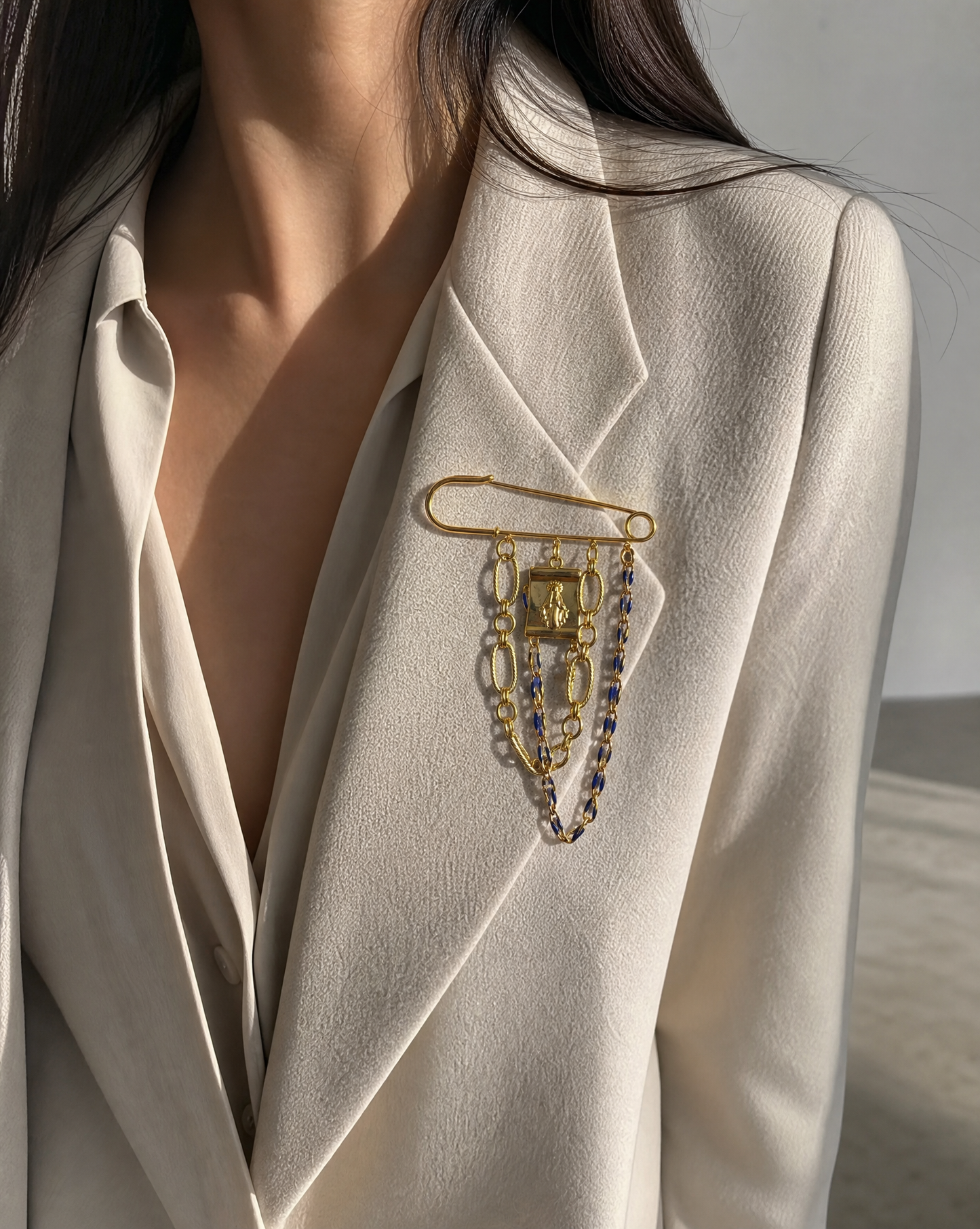 Broche épingle à nourrice Vierge Marie | Broche statement
