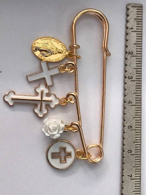 Broche ex voto blanche