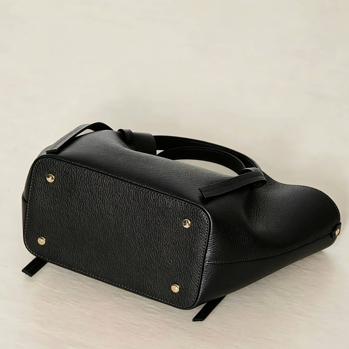 Sac à main en cuir grainé noir – Porté épaule avec pochette