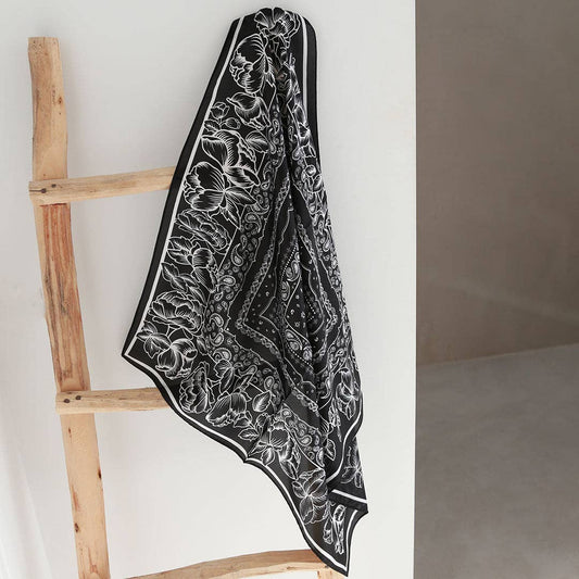 Foulard bandana en satin noir