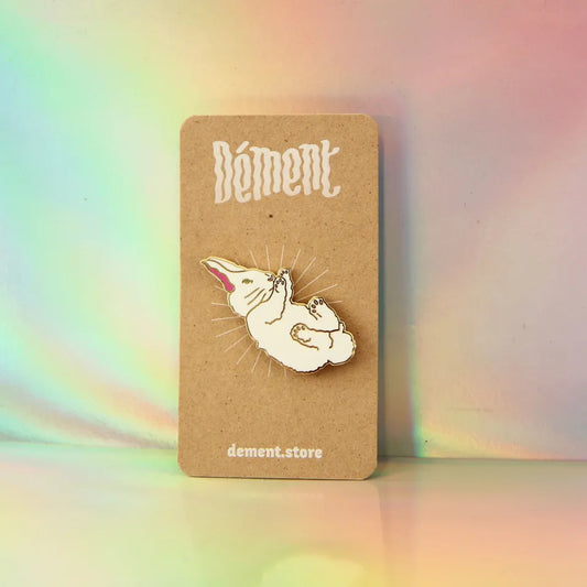 Pin's Lapin – Pin émaillé blanc doré – photo principale – Miss Cappuccino