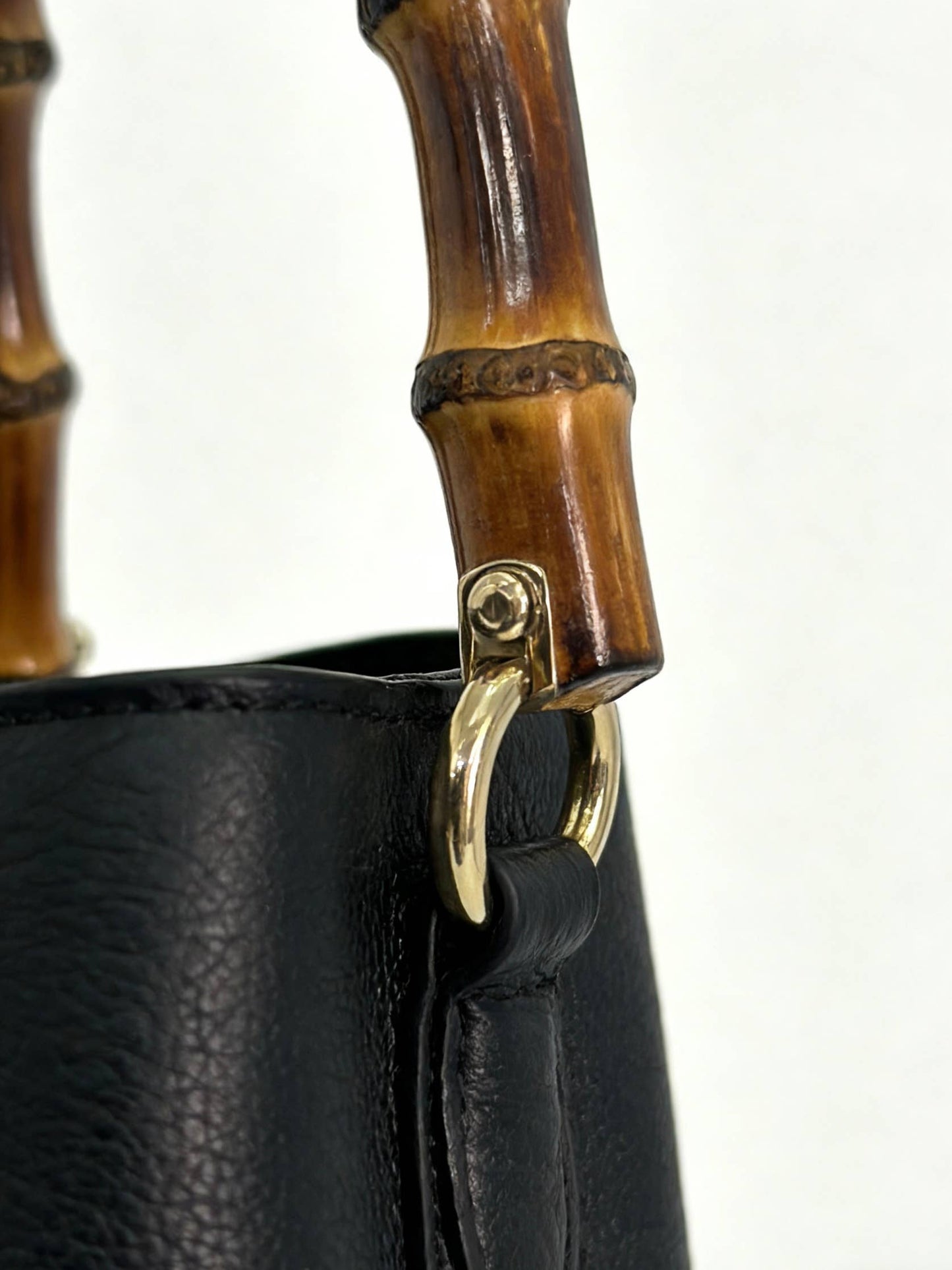 Sac en cuir avec poignées en bambou naturel: CAMEL
