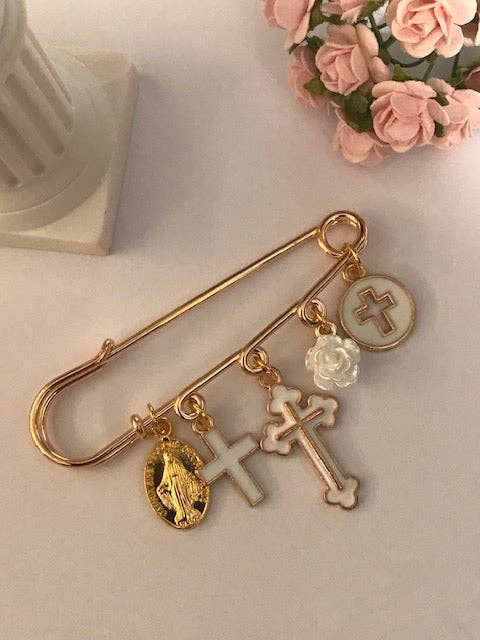 Broche ex voto blanche