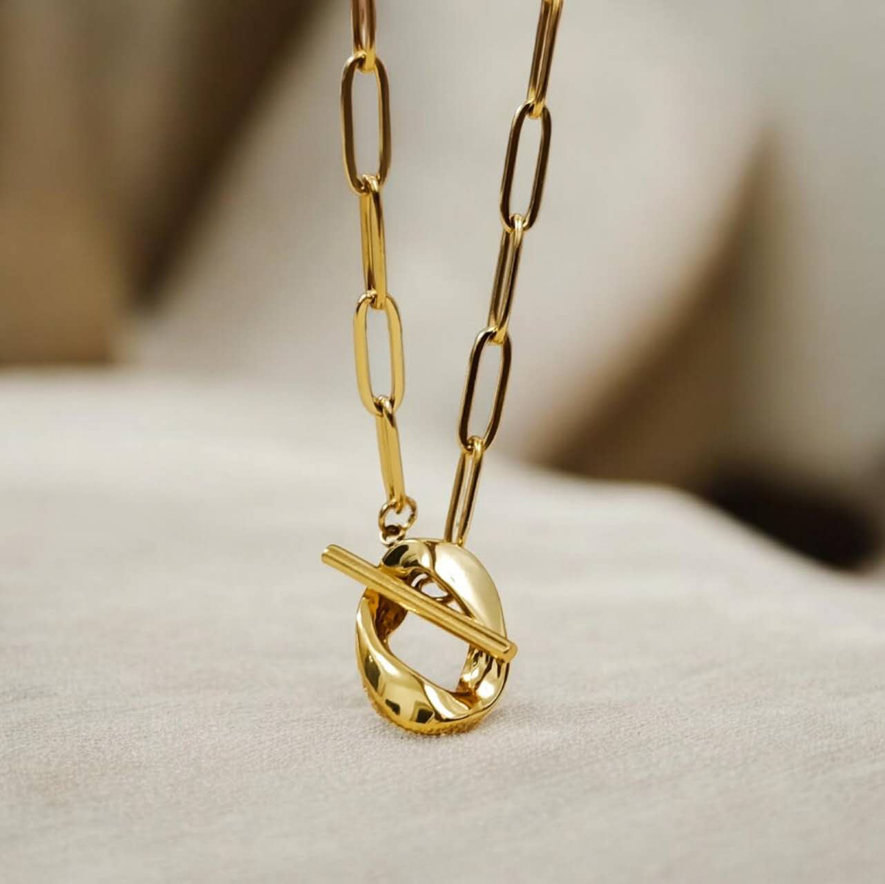 Collier paperclip fermeture T-Bar acier or 18K PVD étanche