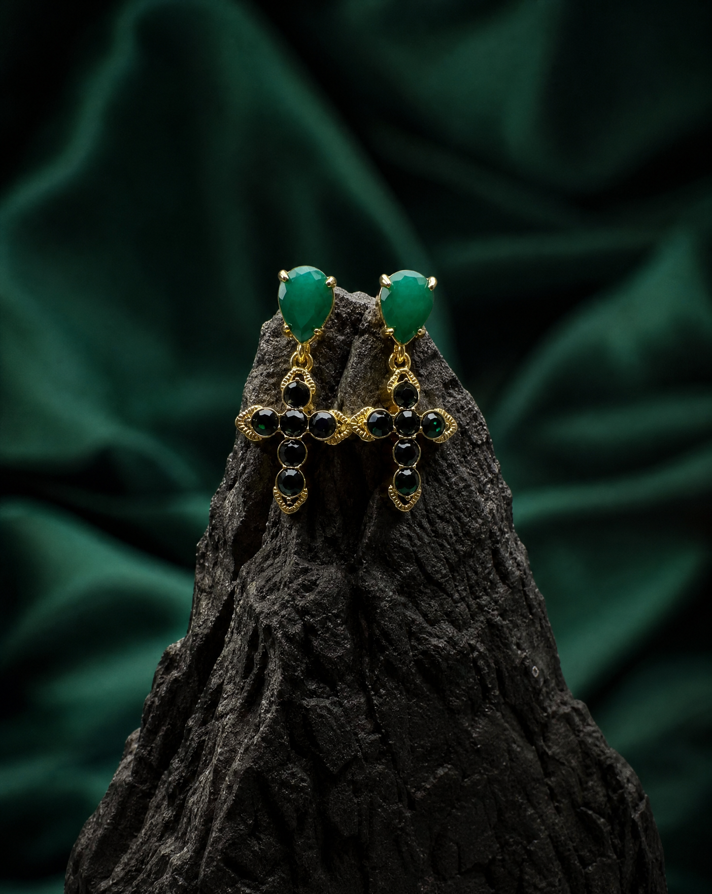 Boucles d'oreilles pendantes en croix | Zircon en pierre naturelle fait main: Jade