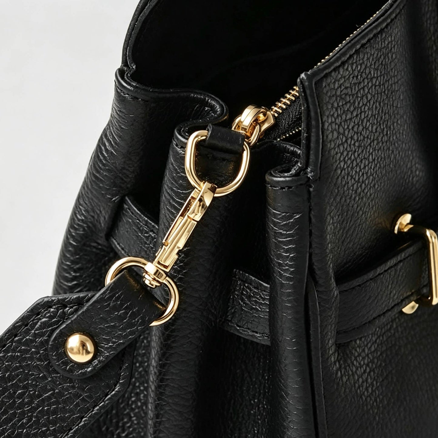 Sac à mains en véritable cuir martelé noir – Fabrication italienne