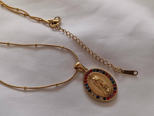 Collier médaille avec Vierge