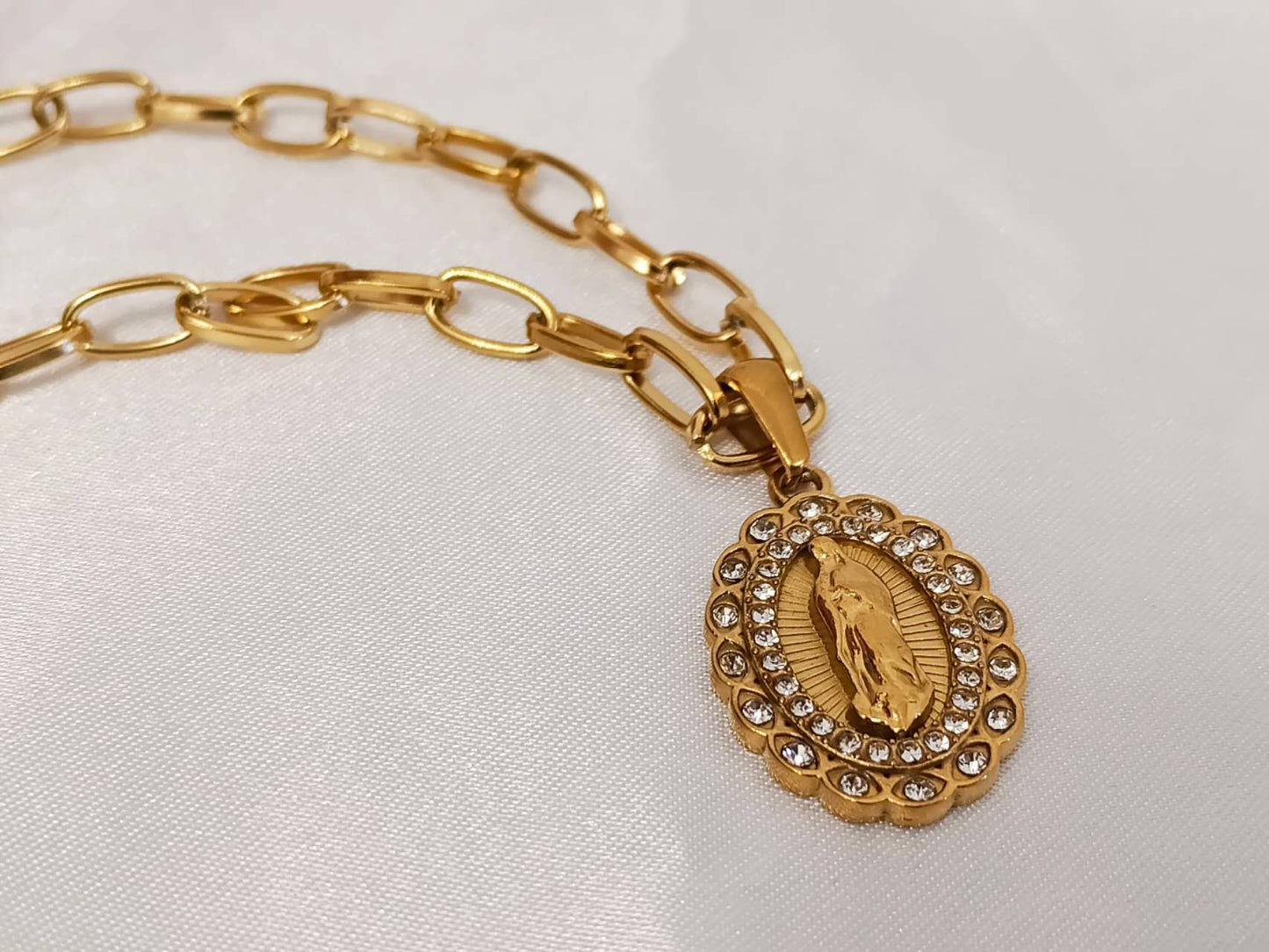 Collier Médaille vierge et chaîne épaisse en acier inoxydable PVD: Cadena+colgante