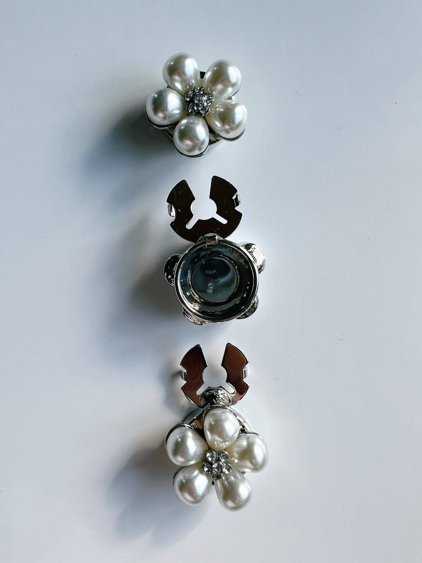 Bijoux de Bouton Rosi – Charm Bouton Fleur de Perle Argent 5P